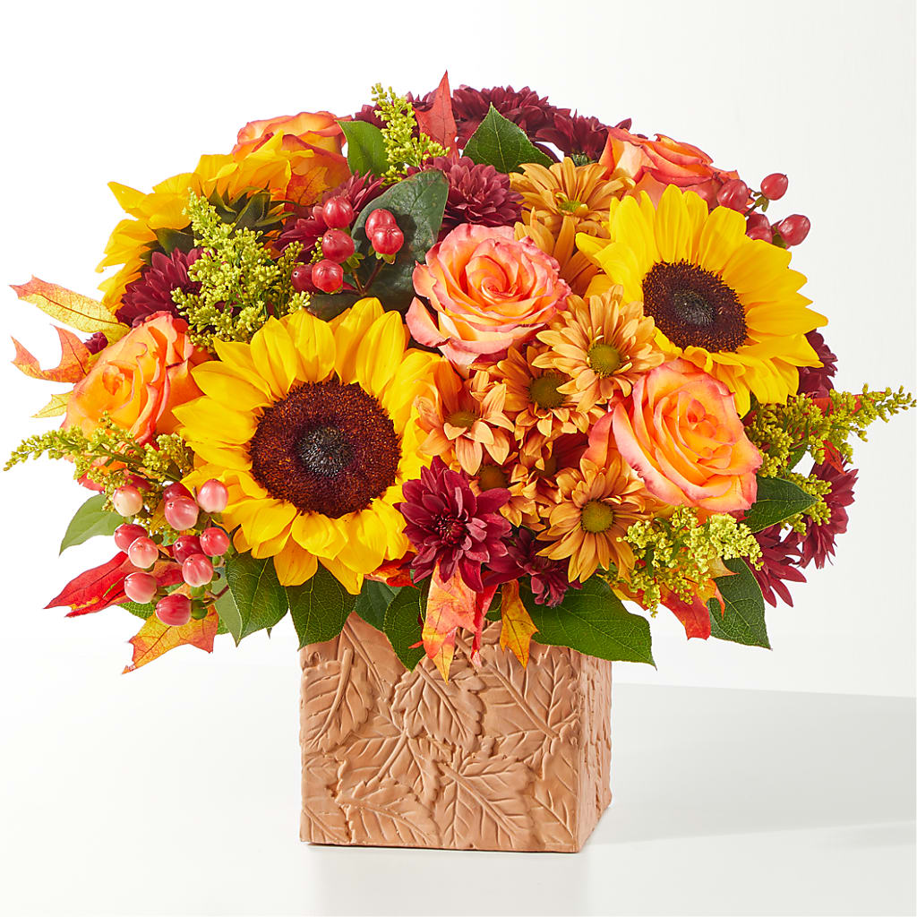 The Outdoors Bouquet – Monarca Florist, Yonkers NY