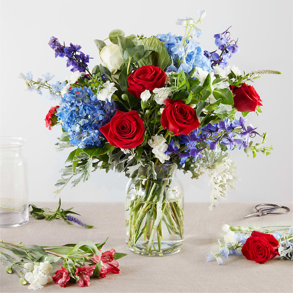 Star Spangled - A Florist Original – Monarca Florist, Yonkers NY