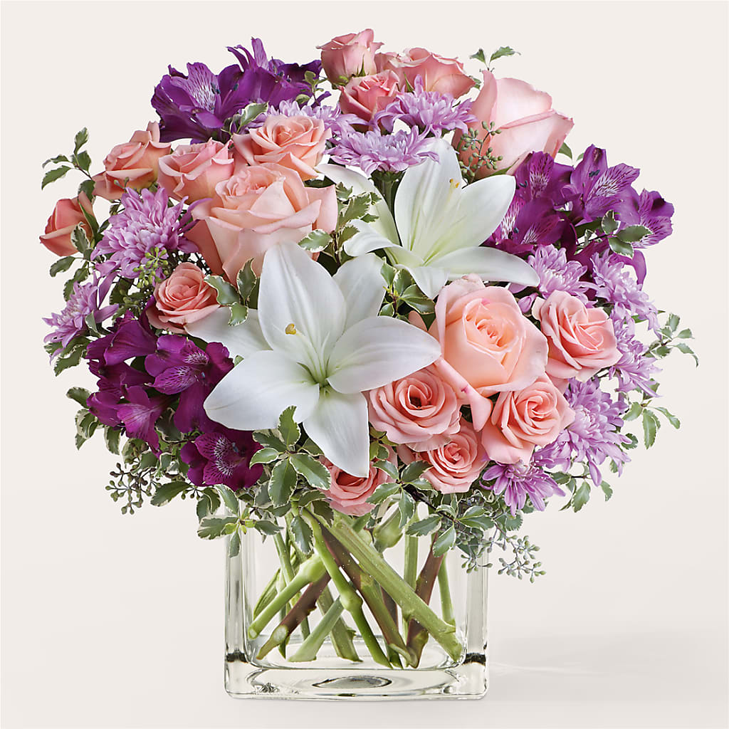 Mani Pedi Bouquet – Monarca Florist, Yonkers NY
