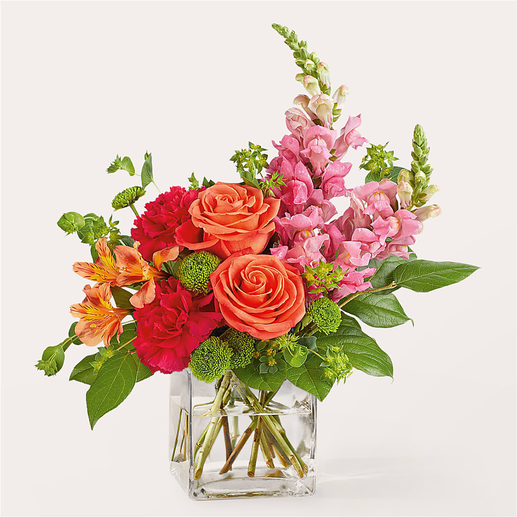 Cosmopolitan Bouquet – Monarca Florist, Yonkers NY