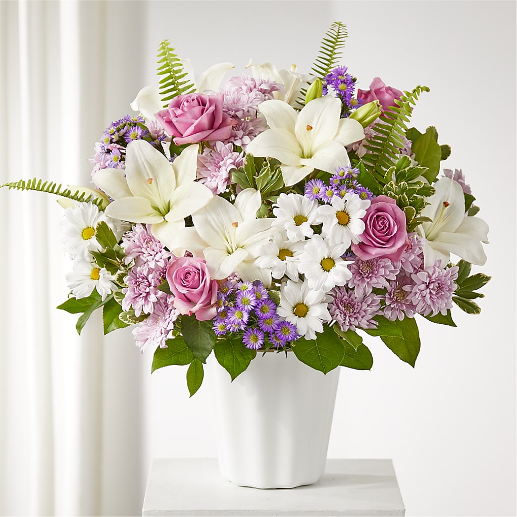 Warmest Thoughts Tabletop Basket – Monarca Florist, Yonkers NY