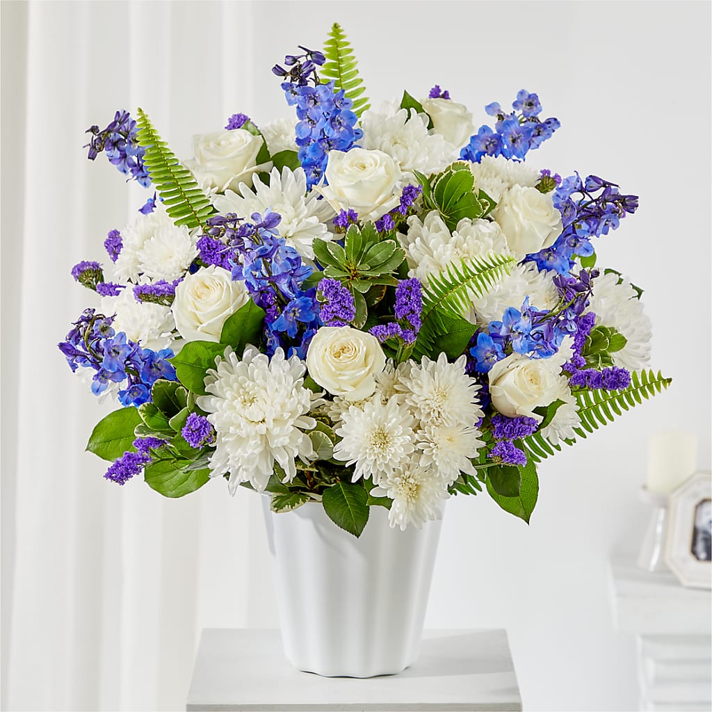 Hold Dear Tabletop Basket – Monarca Florist, Yonkers NY