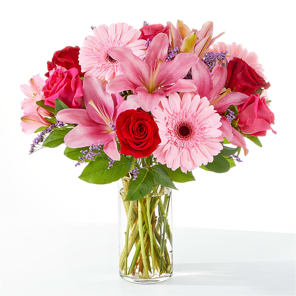 Lots of Love Bouquet – Monarca Florist, Yonkers NY