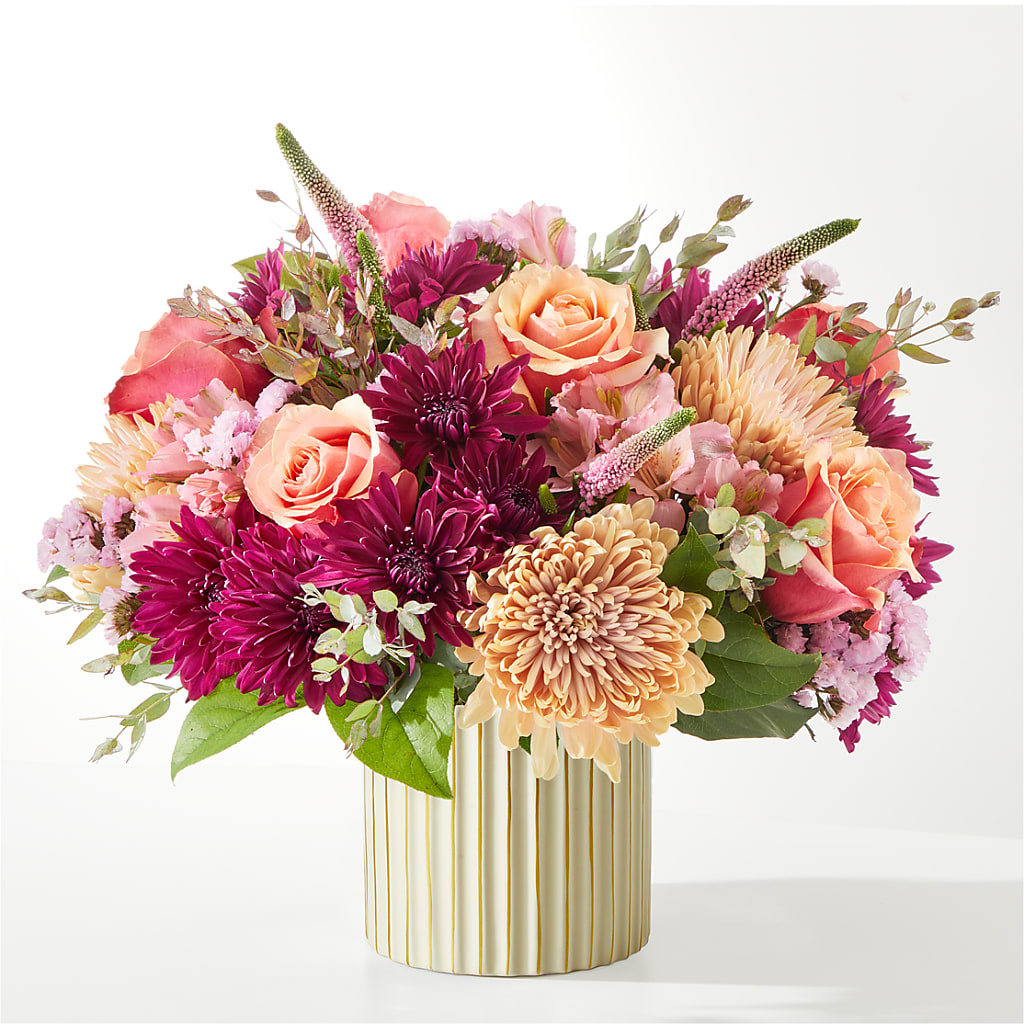 Berry Cobbler Bouquet with Ivory Vase – Monarca Florist, Yonkers NY