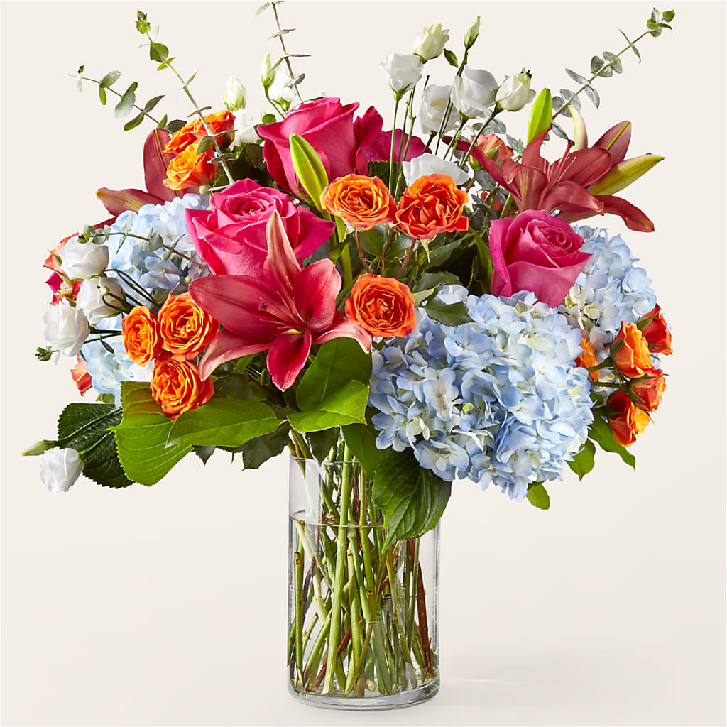 Awestruck Luxury Bouquet – Monarca Florist, Yonkers NY