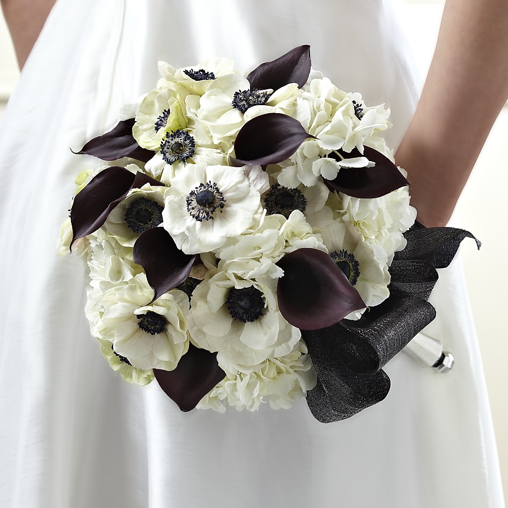 To Have and To Hold Bouquet – Monarca Florist, Yonkers NY