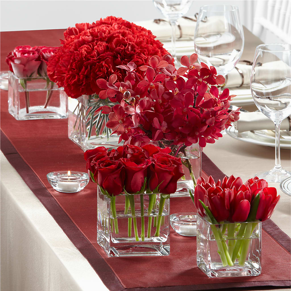 Modern Grace Centerpiece – Monarca Florist, Yonkers NY