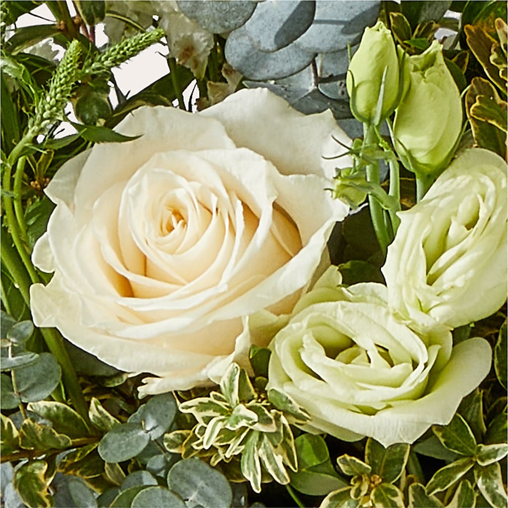 Cashmere Bouquet –  Monarca Florist, Yonkers NY