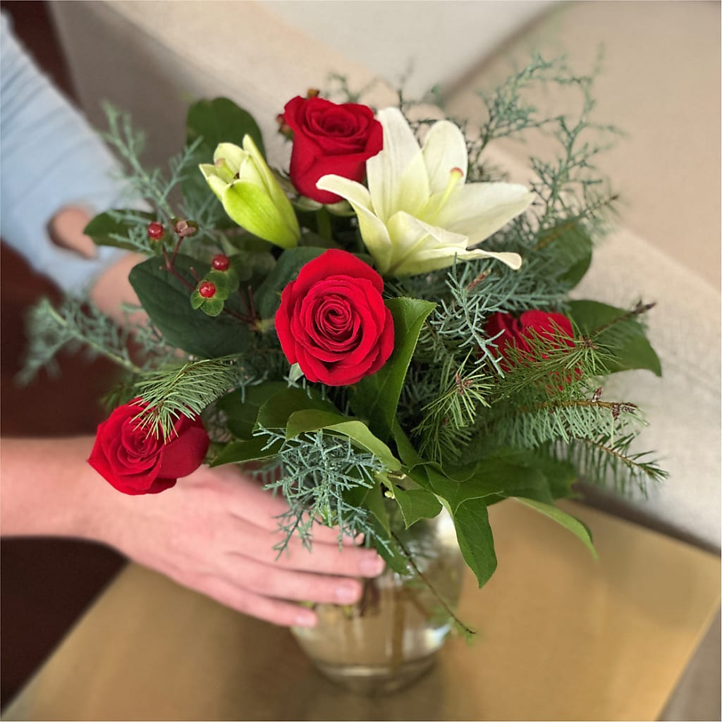 Glittering Lights Bouquet –  Monarca Florist, Yonkers NY