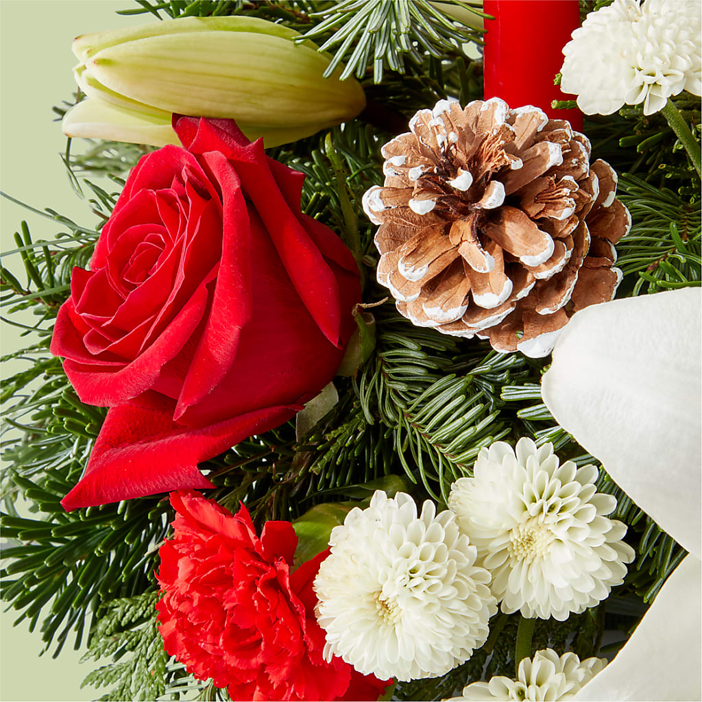 Seasonal Festivities Centerpiece –  Monarca Florist, Yonkers NY