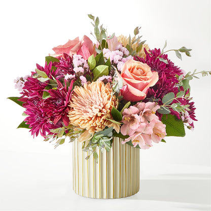 Berry Cobbler Bouquet with Ivory Vase –  Monarca Florist, Yonkers NY